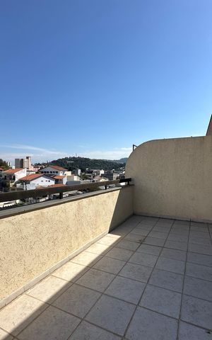 Apartamento para alugar com 93m², 2 quartos e 2 vagas Apartamento para alugar com 93m², 2 quartos e 2 vagasVaranda da Sala