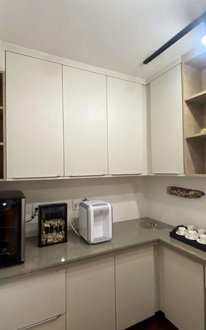 Apartamento à venda com 58m², 2 quartos e 2 vagas Apartamento à venda com 58m², 2 quartos e 2 vagasCozinha