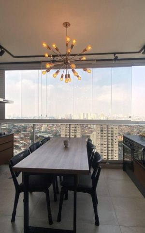 Apartamento à venda com 58m², 2 quartos e 2 vagas Apartamento à venda com 58m², 2 quartos e 2 vagasVaranda