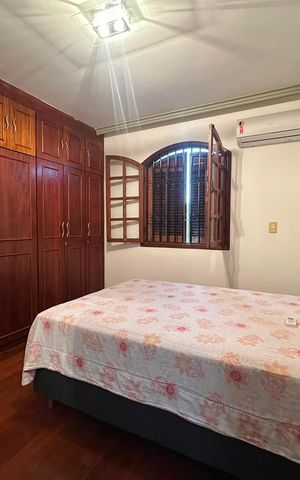 Casa para alugar com 250m², 2 quartos e 2 vagas Casa para alugar com 250m², 2 quartos e 2 vagasSuíte