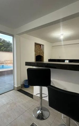 Casa para alugar com 250m², 2 quartos e 2 vagas Casa para alugar com 250m², 2 quartos e 2 vagasÁrea comum