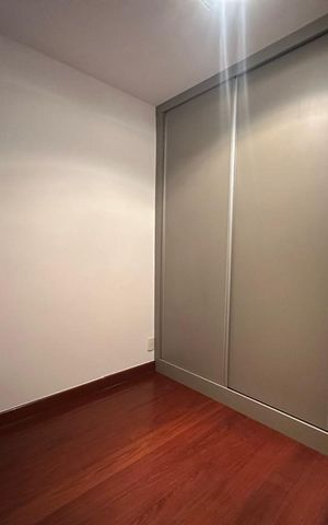 Casa para alugar com 250m², 2 quartos e 2 vagas Casa para alugar com 250m², 2 quartos e 2 vagasQuarto 2