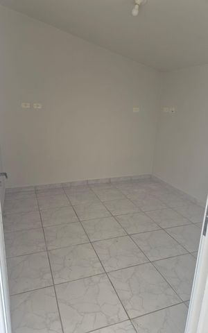 Casa para alugar com 267m², 4 quartos e 4 vagas Casa para alugar com 267m², 4 quartos e 4 vagasQuarto