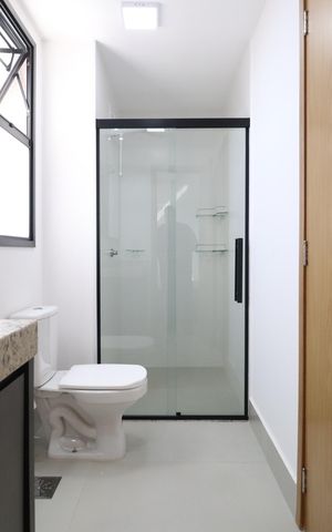 Apartamento para alugar com 103m², 3 quartos e 2 vagasBanheiro da Suíte 1 e 2