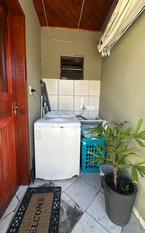 Casa de condomínio para alugar com 35m², 1 quarto e sem vaga Casa de condomínio para alugar com 35m², 1 quarto e sem vagaÁrea de serviço