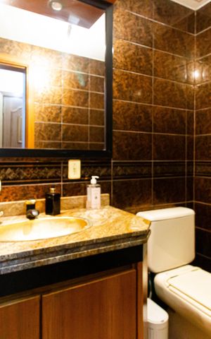 Apartamento à venda com 217m², 4 quartos e 3 vagas Apartamento à venda com 217m², 4 quartos e 3 vagasLavabo