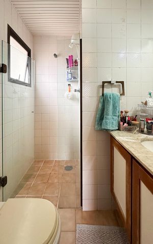 Apartamento para alugar com 92m², 3 quartos e 1 vaga Apartamento para alugar com 92m², 3 quartos e 1 vagaBanheiro da Suíte 1