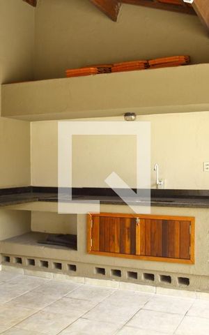 Apartamento para alugar com 92m², 3 quartos e 1 vaga Apartamento para alugar com 92m², 3 quartos e 1 vagaÁrea comum - Churrasqueira