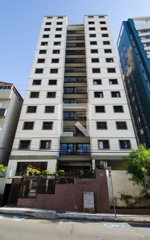 Apartamento para alugar com 92m², 3 quartos e 1 vaga Apartamento para alugar com 92m², 3 quartos e 1 vagaFachada