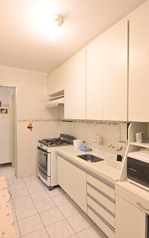 Apartamento à venda com 66m², 2 quartos e sem vagaCozinha