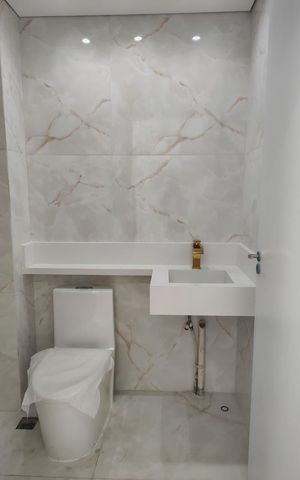 Apartamento à venda com 46m², 2 quartos e 1 vaga Apartamento à venda com 46m², 2 quartos e 1 vagaBanheiro