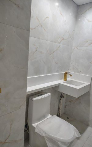 Apartamento à venda com 46m², 2 quartos e 1 vaga Apartamento à venda com 46m², 2 quartos e 1 vagaBanheiro