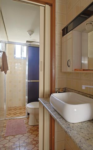 Apartamento para alugar com 48m², 2 quartos e sem vagaBanheiro