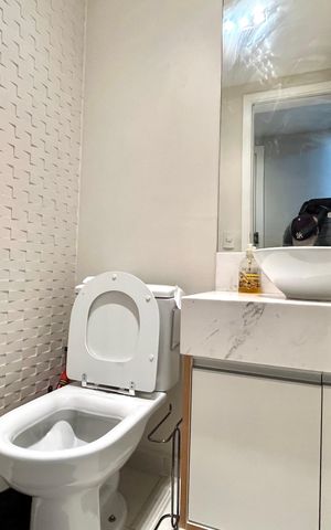 Apartamento à venda com 77m², 2 quartos e 2 vagas Apartamento à venda com 77m², 2 quartos e 2 vagasLavabo