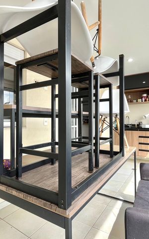 Apartamento à venda com 77m², 2 quartos e 2 vagas Apartamento à venda com 77m², 2 quartos e 2 vagasVaranda