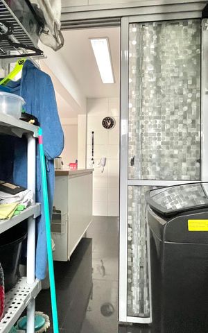 Apartamento à venda com 77m², 2 quartos e 2 vagas Apartamento à venda com 77m², 2 quartos e 2 vagasÁrea de Serviço
