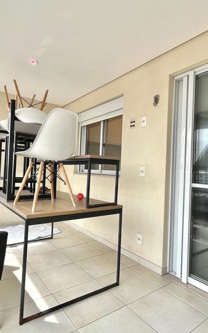 Apartamento à venda com 77m², 2 quartos e 2 vagas Apartamento à venda com 77m², 2 quartos e 2 vagasVaranda