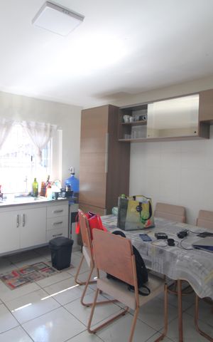 Casa à venda com 130m², 2 quartos e 2 vagasCozinha