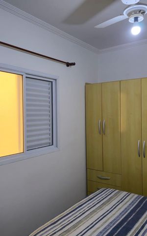 Casa à venda com 200m², 2 quartos e 2 vagas Casa à venda com 200m², 2 quartos e 2 vagasSuíte 2