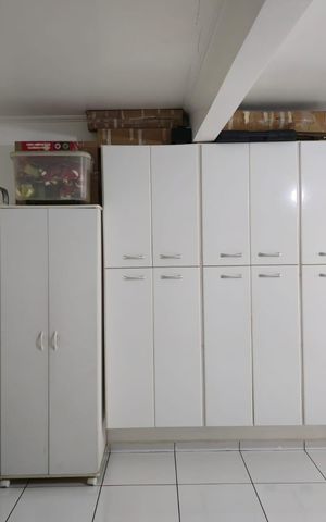 Casa à venda com 200m², 2 quartos e 2 vagas Casa à venda com 200m², 2 quartos e 2 vagasArea de Serviço e Area Gourmet / Comodo