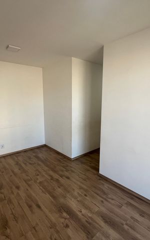 Apartamento à venda com 50m², 2 quartos e 1 vaga Apartamento à venda com 50m², 2 quartos e 1 vagaSala