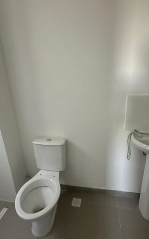 Apartamento à venda com 60m², 2 quartos e 1 vaga Apartamento à venda com 60m², 2 quartos e 1 vagaBanheiro da Suíte