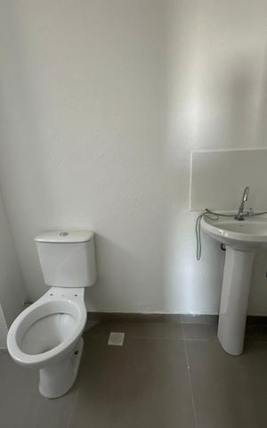Apartamento à venda com 60m², 2 quartos e 1 vaga Apartamento à venda com 60m², 2 quartos e 1 vagaBanheiro da Suíte