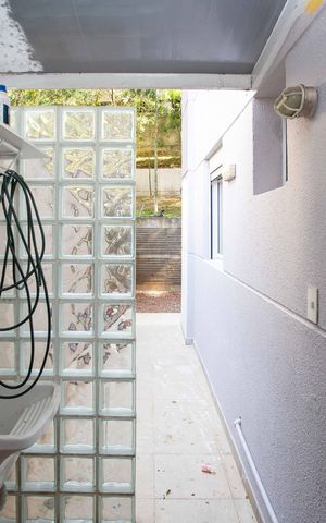 Apartamento à venda com 78m², 3 quartos e 1 vagaÁrea de Serviço