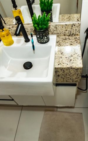 Apartamento para alugar com 70m², 2 quartos e 2 vagasBanheiro social