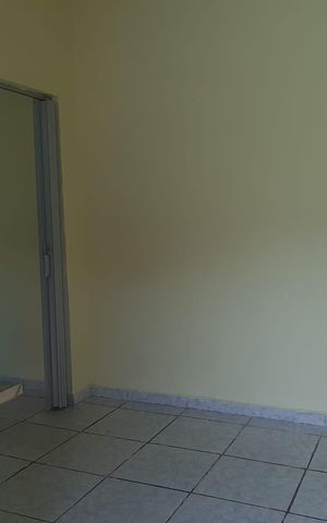 Casa à venda com 226m², 6 quartos e 4 vagas