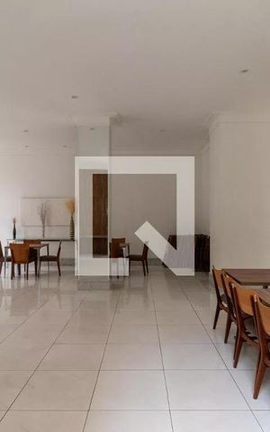 Apartamento à venda com 121m², 3 quartos e 3 vagas Apartamento à venda com 121m², 3 quartos e 3 vagasSalão de Festas