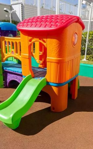 Apartamento à venda com 121m², 3 quartos e 3 vagas Apartamento à venda com 121m², 3 quartos e 3 vagasPlayground