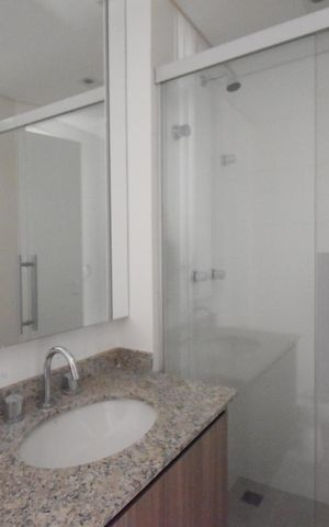 Apartamento à venda com 71m², 3 quartos e 2 vagasBanheiro 2