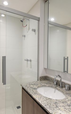 Apartamento à venda com 71m², 3 quartos e 2 vagasBanheiro 2