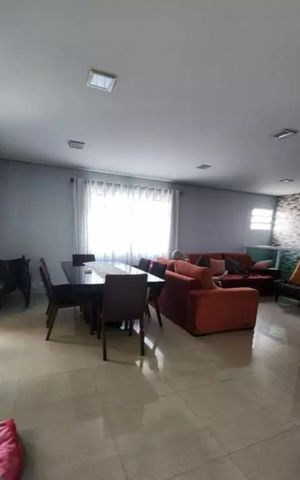 Casa para alugar com 180m², 3 quartos e 2 vagas Casa para alugar com 180m², 3 quartos e 2 vagasSala
