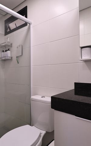 Apartamento à venda com 42m², 2 quartos e 1 vaga Apartamento à venda com 42m², 2 quartos e 1 vagaBanheiro