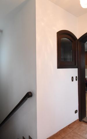 Casa à venda com 418m², 5 quartos e 4 vagasCorredor