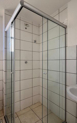 Apartamento à venda com 45m², 2 quartos e 1 vaga Apartamento à venda com 45m², 2 quartos e 1 vagaBanheiro Social