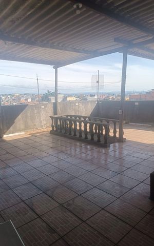Casa à venda com 100m², 3 quartos e sem vaga Casa à venda com 100m², 3 quartos e sem vagaÁrea externa