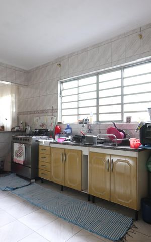 Casa à venda com 125m², 2 quartos e 2 vagasCozinha
