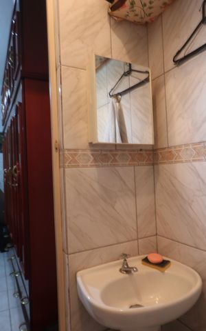 Casa à venda com 125m², 2 quartos e 2 vagasLavabo Quarto 1