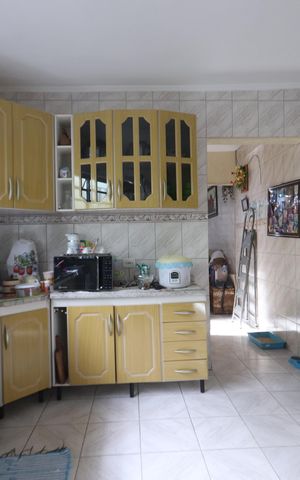 Casa à venda com 125m², 2 quartos e 2 vagasCozinha