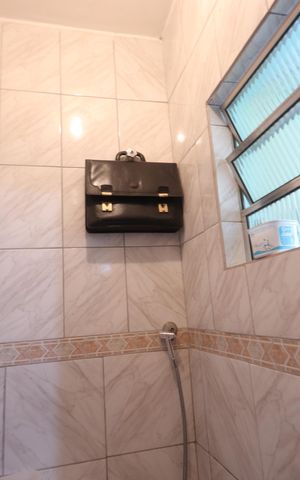 Casa à venda com 125m², 2 quartos e 2 vagasLavabo Quarto 1