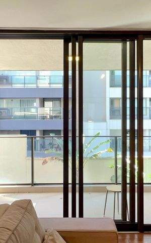 Studio para alugar com 47m², 1 quarto e 1 vaga Studio para alugar com 47m², 1 quarto e 1 vagaVaranda