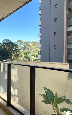 Studio para alugar com 47m², 1 quarto e 1 vaga Studio para alugar com 47m², 1 quarto e 1 vagaVaranda