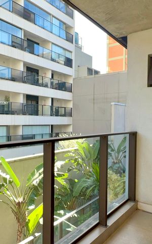 Studio para alugar com 47m², 1 quarto e 1 vaga Studio para alugar com 47m², 1 quarto e 1 vagaVaranda