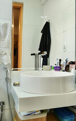 Apartamento à venda com 150m², 2 quartos e 1 vaga Apartamento à venda com 150m², 2 quartos e 1 vagaBanheiro da Suíte 1