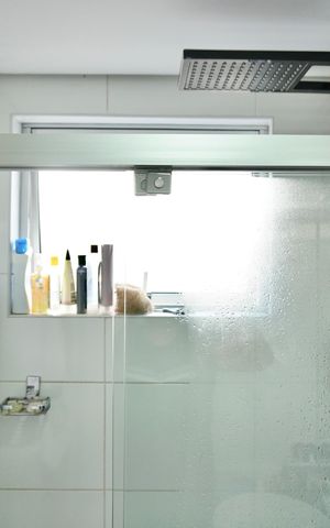 Apartamento à venda com 150m², 2 quartos e 1 vaga Apartamento à venda com 150m², 2 quartos e 1 vagaBanheiro da Suíte 1