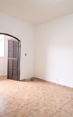 Casa para alugar com 80m², 2 quartos e sem vagaQuarto 