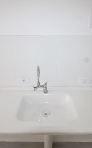 Apartamento à venda com 34m², 1 quarto e sem vagaCozinha e Área de Serviço